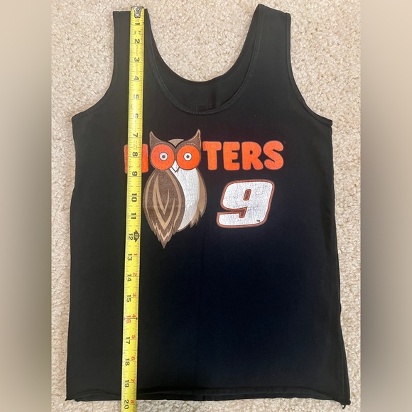 Rare Hooters black tank top size Small - Picture 4 of 7